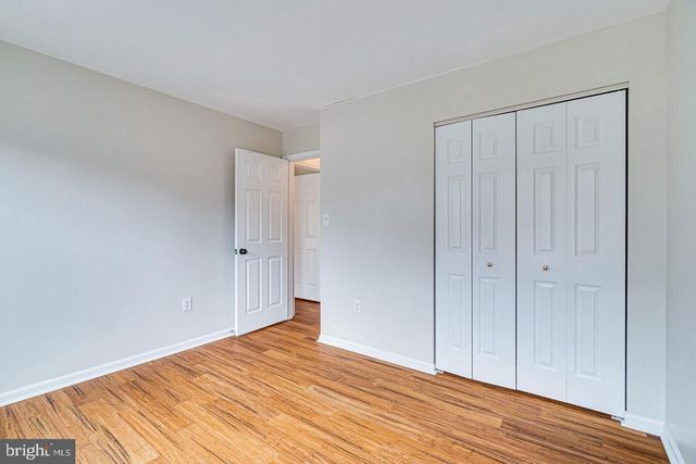 3022 DOWER HOUSE DR, Herndon, VA 20171