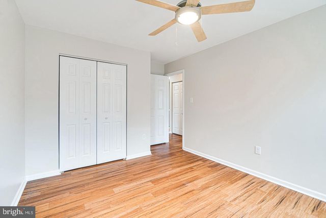 3022 DOWER HOUSE DR, Herndon, VA 20171