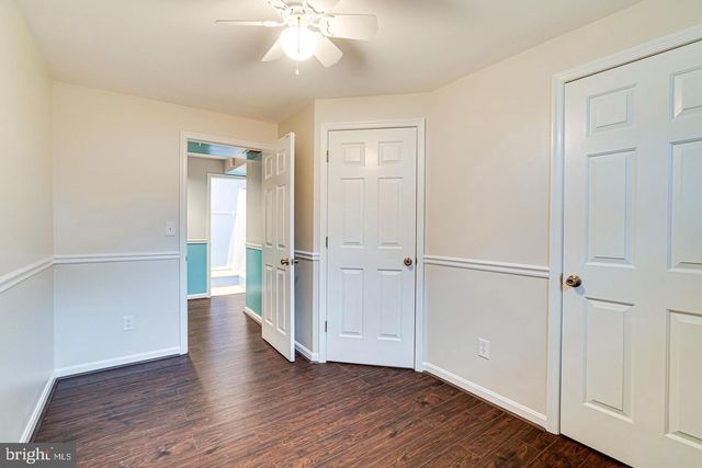 3022 DOWER HOUSE DR, Herndon, VA 20171