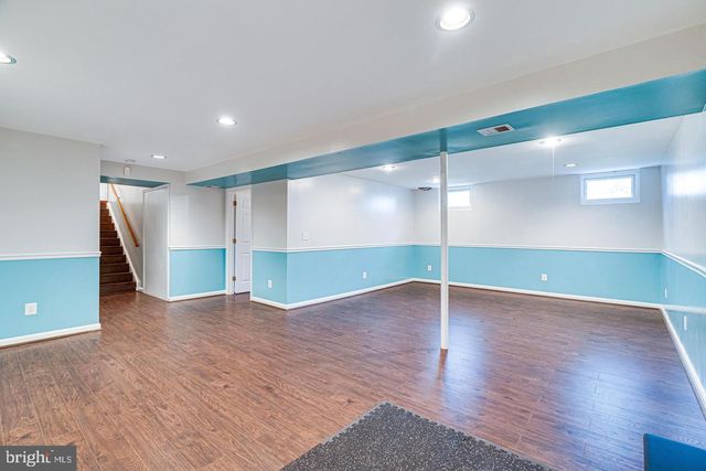 3022 DOWER HOUSE DR, Herndon, VA 20171