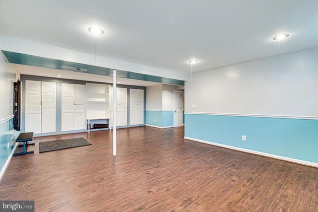 3022 DOWER HOUSE DR, Herndon, VA 20171