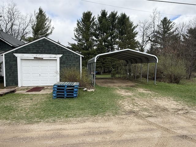 1902 W Ogilvie Avenue, Baldwin, MI 49304
