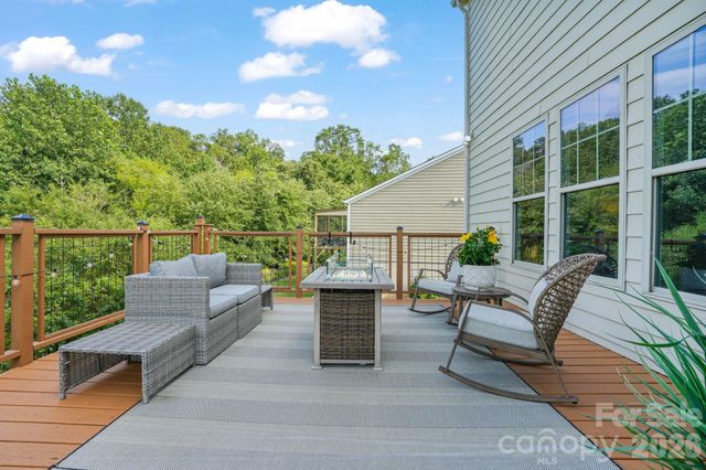 144 Blossom Ridge Drive, Mooresville, NC 28117
