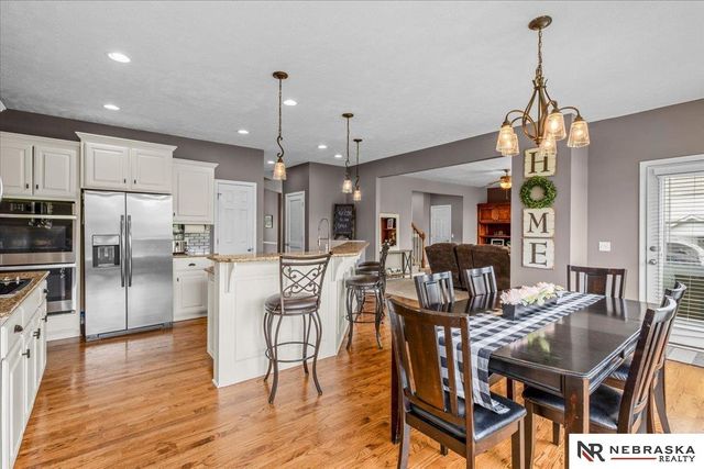 6711 S 185th Avenue, Omaha, NE 68135