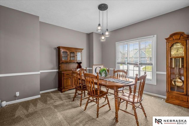 6711 S 185th Avenue, Omaha, NE 68135