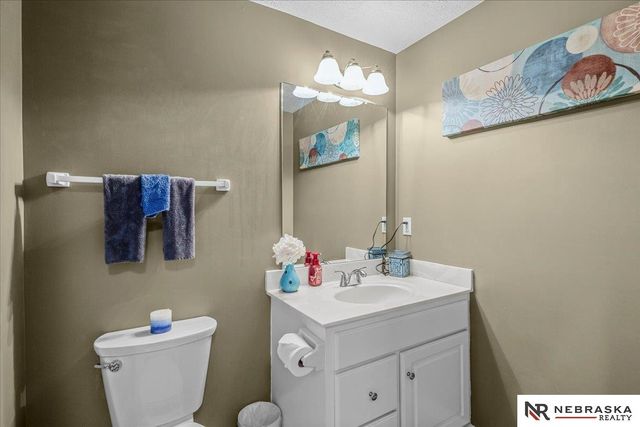 6711 S 185th Avenue, Omaha, NE 68135