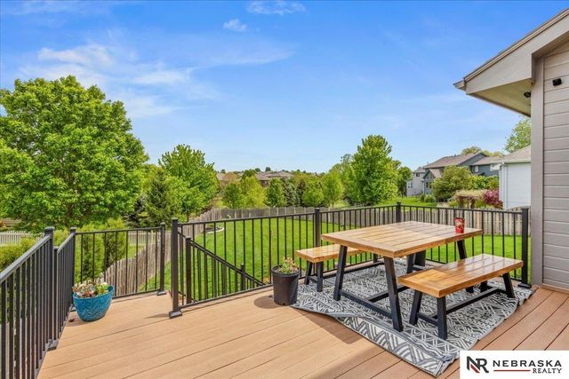 6711 S 185th Avenue, Omaha, NE 68135