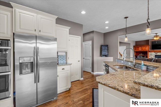 6711 S 185th Avenue, Omaha, NE 68135