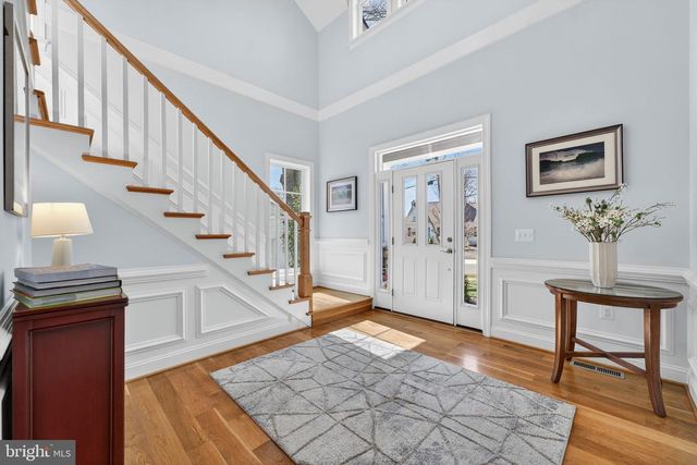 3105 OLIN DR, Falls Church, VA 22044