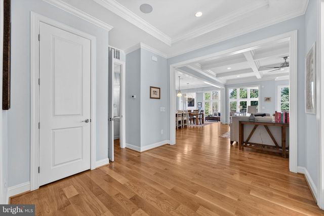 3105 OLIN DR, Falls Church, VA 22044