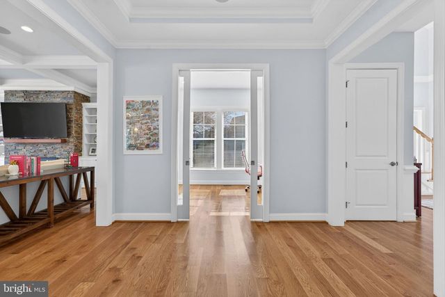 3105 OLIN DR, Falls Church, VA 22044