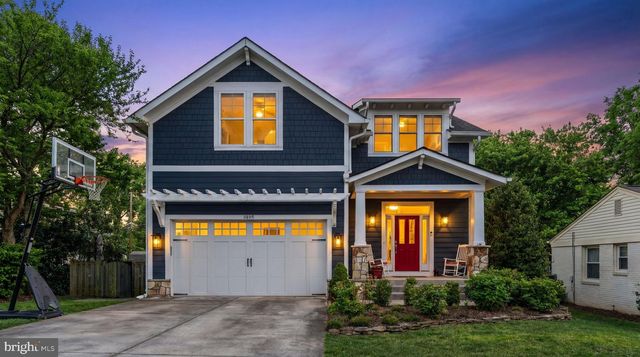 3105 OLIN DR, Falls Church, VA 22044