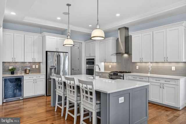 3105 OLIN DR, Falls Church, VA 22044