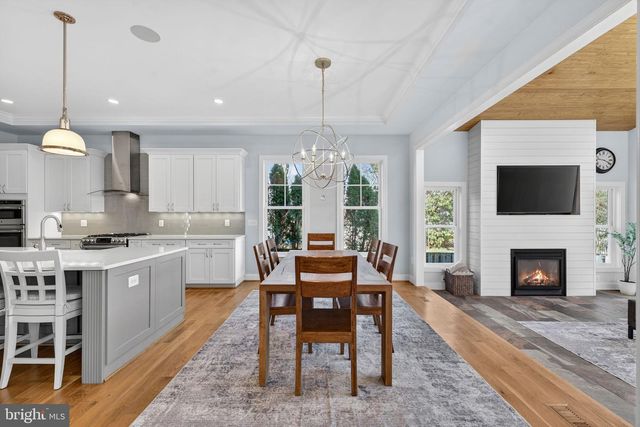 3105 OLIN DR, Falls Church, VA 22044