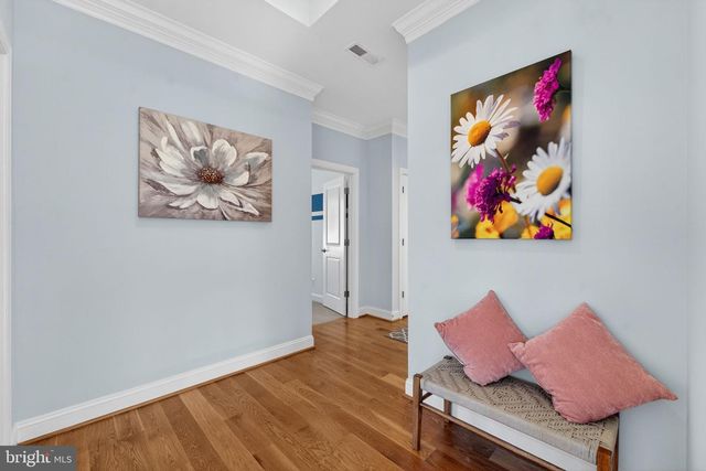 3105 OLIN DR, Falls Church, VA 22044