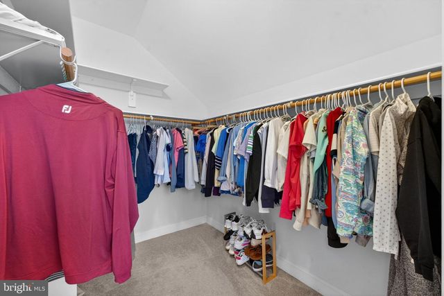 3105 OLIN DR, Falls Church, VA 22044