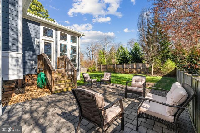 3105 OLIN DR, Falls Church, VA 22044