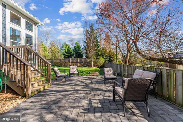 3105 OLIN DR, Falls Church, VA 22044