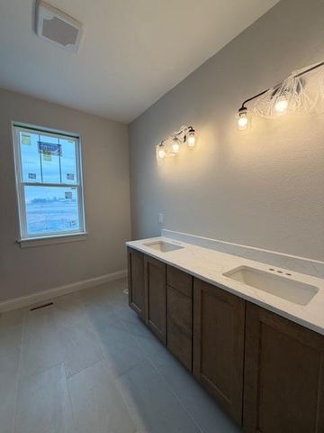 9800 Migratory COURT, Mequon, WI 53097