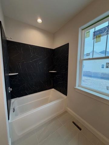 9800 Migratory COURT, Mequon, WI 53097