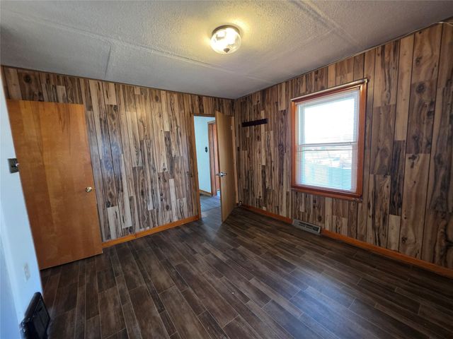 2352 FAIRMOUNT Parkway, Erie, PA 16510