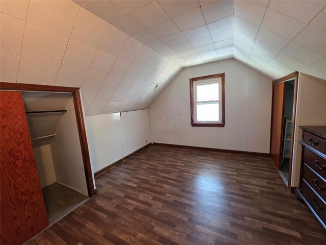 2352 FAIRMOUNT Parkway, Erie, PA 16510