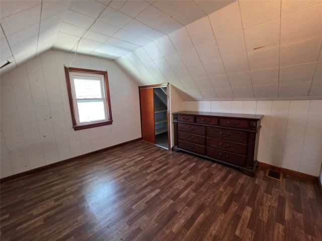 2352 FAIRMOUNT Parkway, Erie, PA 16510