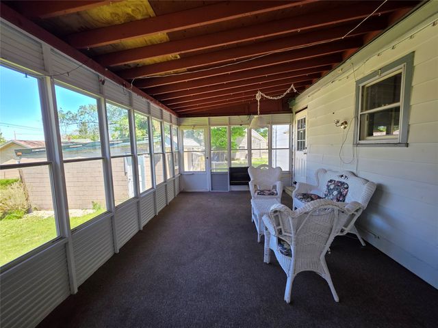 2352 FAIRMOUNT Parkway, Erie, PA 16510
