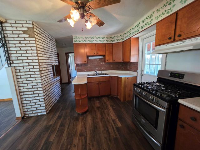 2352 FAIRMOUNT Parkway, Erie, PA 16510