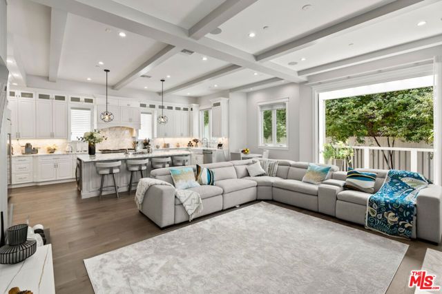 592 30th Street, Manhattan Beach, CA 90266