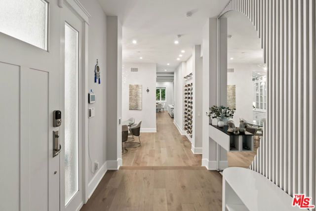 592 30th Street, Manhattan Beach, CA 90266