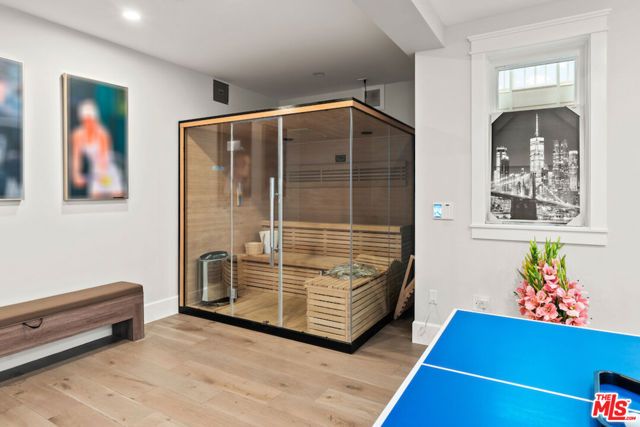 592 30th Street, Manhattan Beach, CA 90266