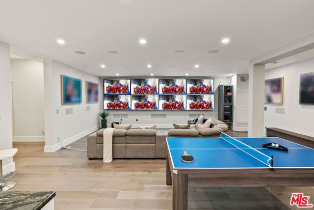 592 30th Street, Manhattan Beach, CA 90266