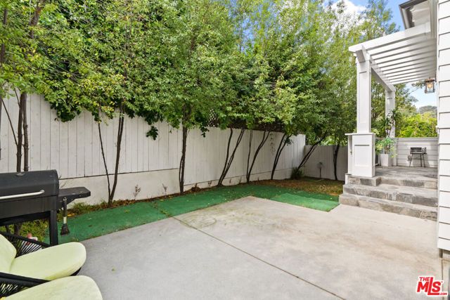 592 30th Street, Manhattan Beach, CA 90266