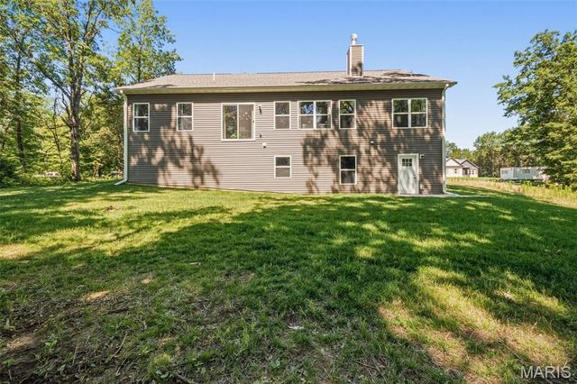 442 Shady Trail Drive, Troy, MO 63379