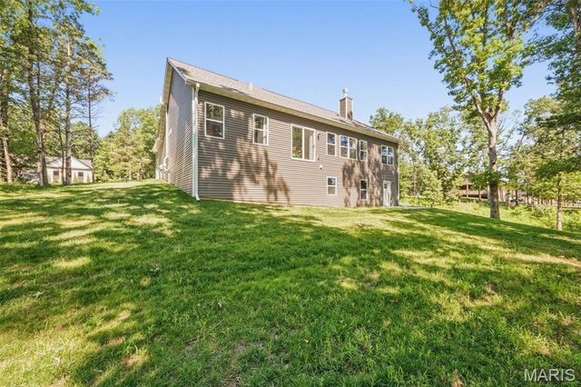 442 Shady Trail Drive, Troy, MO 63379