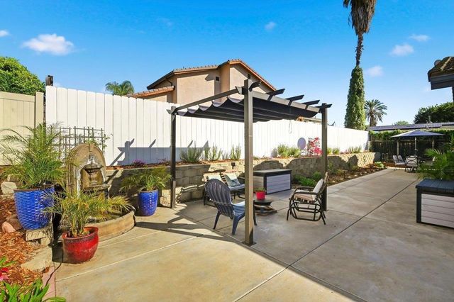 9942 Theresa Ln, Santee, CA 92071