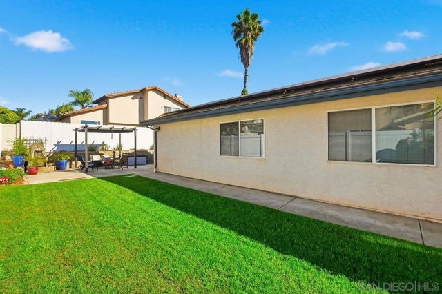 9942 Theresa Ln, Santee, CA 92071