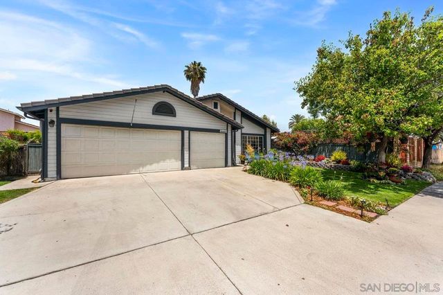 9942 Theresa Ln, Santee, CA 92071