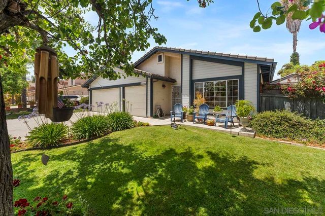 9942 Theresa Ln, Santee, CA 92071