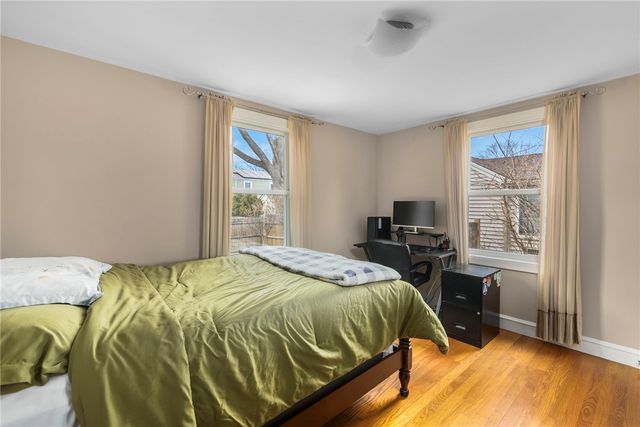 55 Mayflower Drive, Cranston, RI 02905