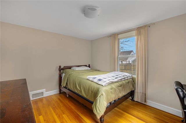 55 Mayflower Drive, Cranston, RI 02905