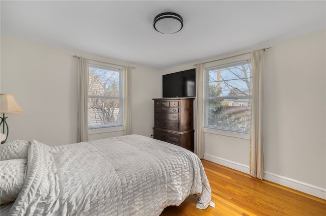 55 Mayflower Drive, Cranston, RI 02905