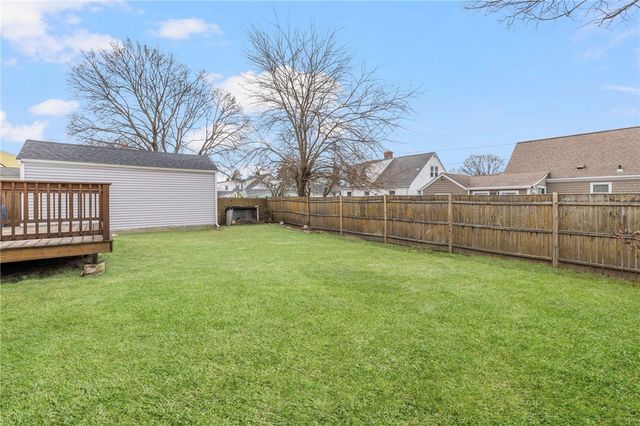 55 Mayflower Drive, Cranston, RI 02905