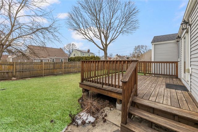 55 Mayflower Drive, Cranston, RI 02905