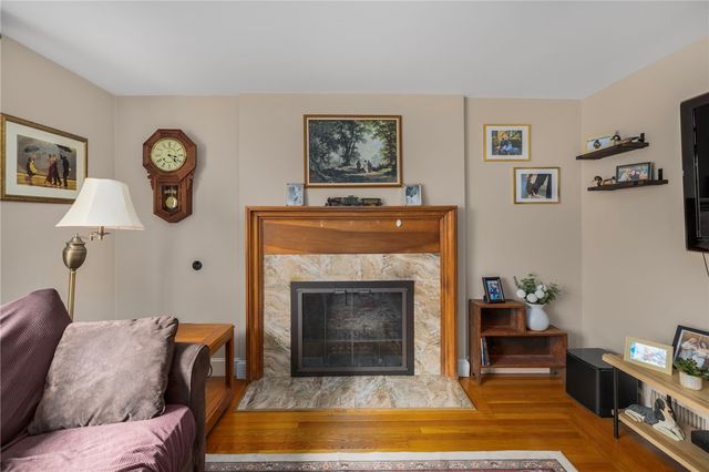 55 Mayflower Drive, Cranston, RI 02905