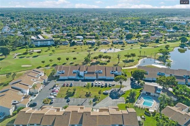 476 Bristle Cone LN # 39, Naples, FL 34113