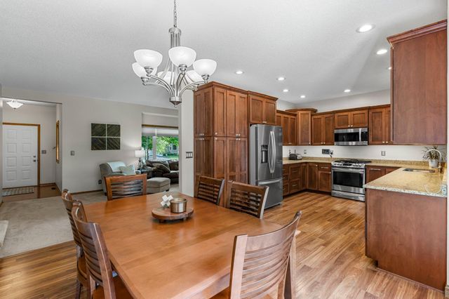 174 Egret Lane, Lino Lakes, MN 55014