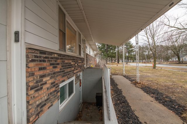 5550 Evergreen Avenue, Portage, IN 46368