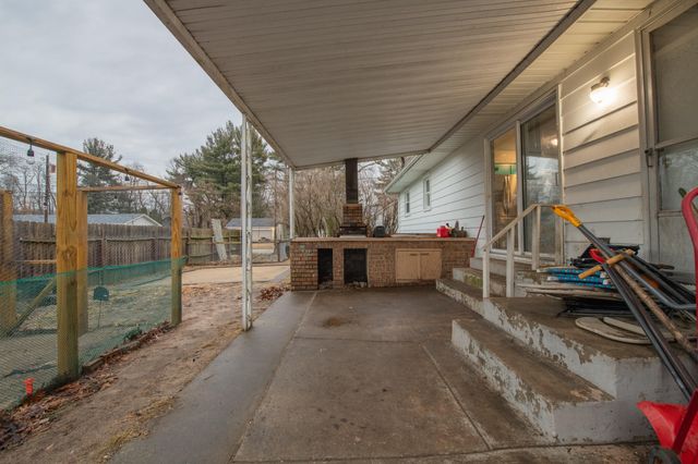 5550 Evergreen Avenue, Portage, IN 46368